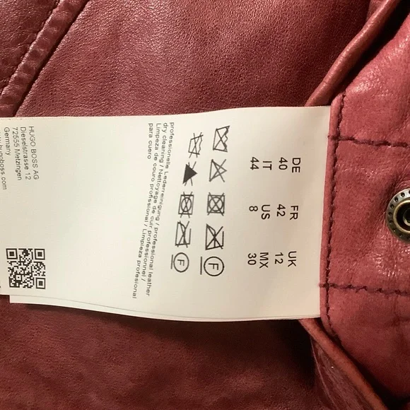 Hugo Boss - Picture 9 of 10